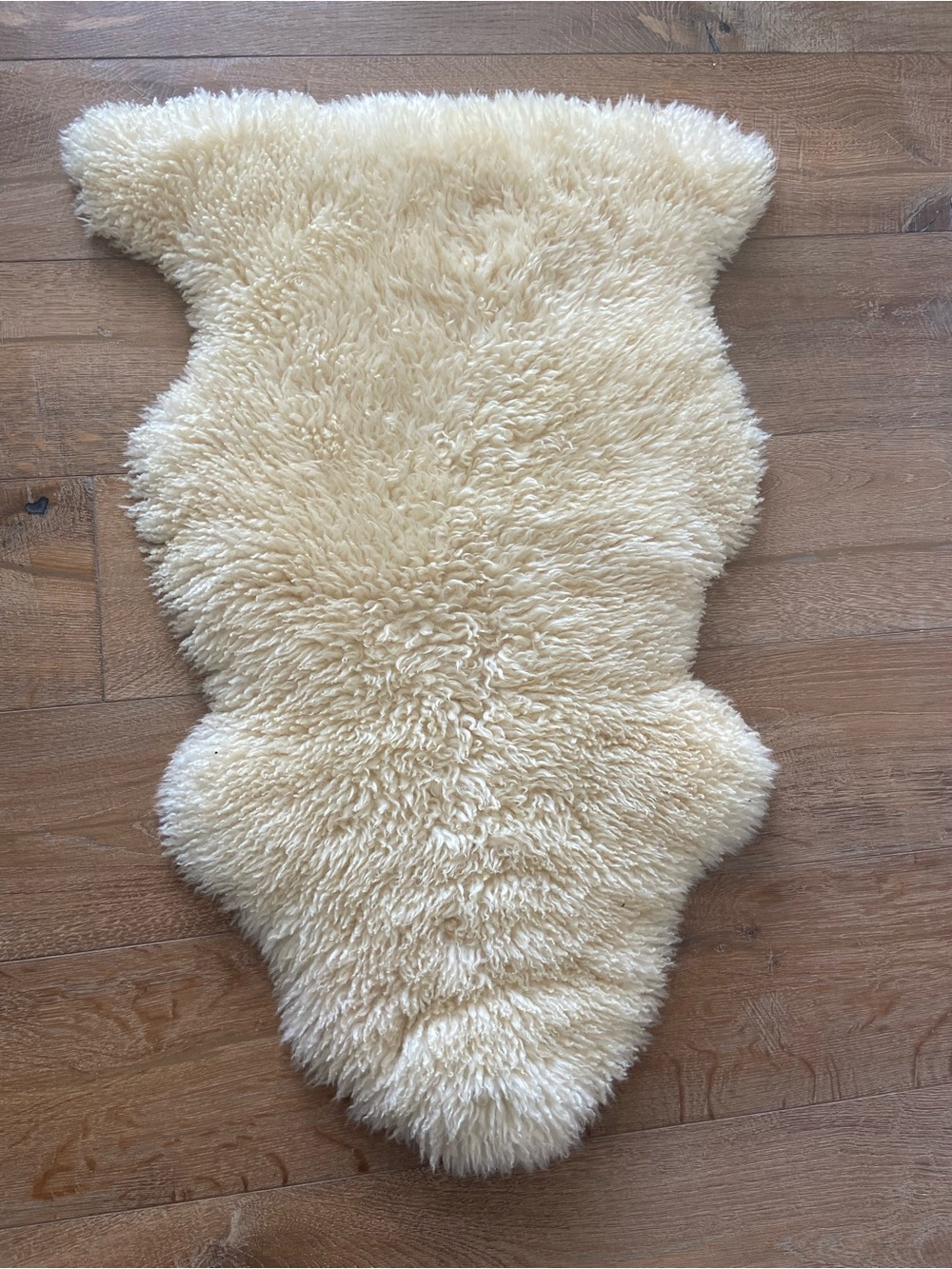 Sheepskin Rug 36”x21” - Picture 4 of 6